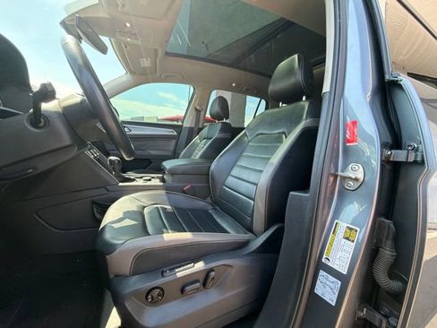 Used 2021 Volkswagen Atlas SEL Premium AWD/4WD image 17