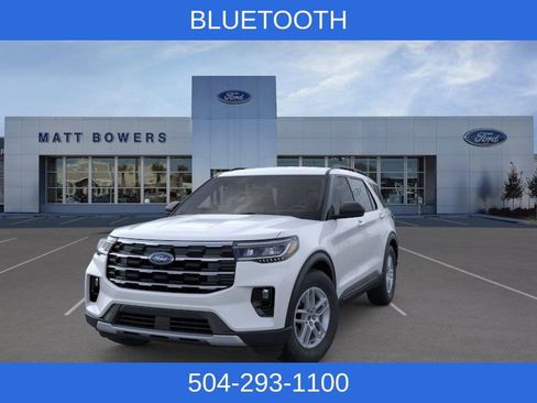 New 2026 Ford Explorer Active w/ Active Comfort Package image 2