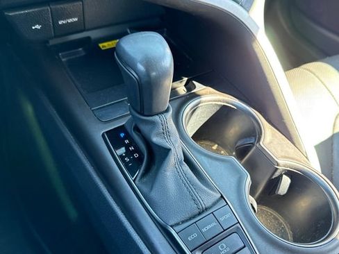 Used 2023 Toyota Camry XSE w/ Navigation Package image 34