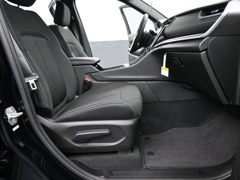 New 2025 Jeep Grand Cherokee Laredo X w/ Luxury Tech Group I image 18