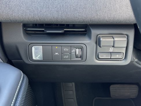 New 2026 GMC Sierra EV Elevation w/ Premium Package image 50