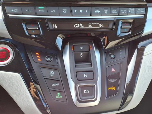 New 2026 Honda Odyssey Touring image 25