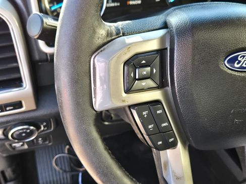 Used 2018 Ford F150 Lariat w/ Equipment Group 502A Luxury image 17