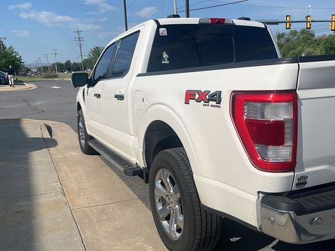 Used 2021 Ford F150 Lariat w/ Equipment Group 502A High AWD/4WD image 6