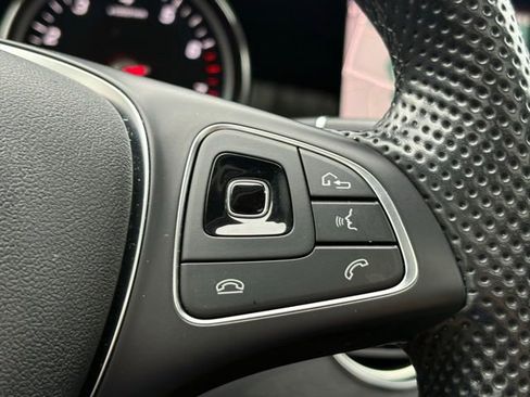 Used 2018 Mercedes-Benz E 400 4MATIC Sedan image 19