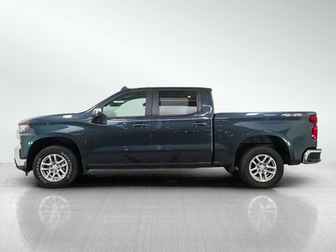 Used 2022 Chevrolet Silverado 1500 LT AWD/4WD image 2