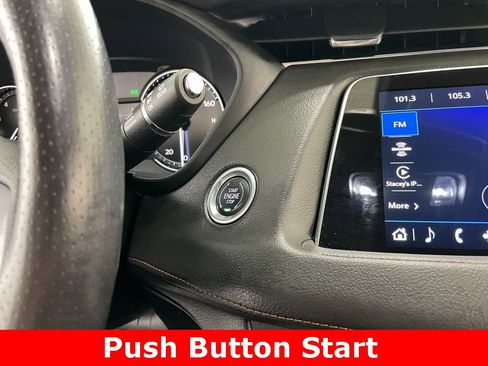 Certified 2023 Cadillac XT4 Sport w/ LPO, Onyx Lite Package image 5