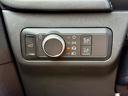 Used 2021 Ford Escape SE w/ Convenience Package AWD/4WD image 24