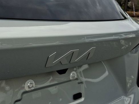 New 2026 Kia Sorento LX FWD image 20