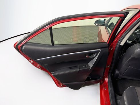 Used 2015 Toyota Corolla S FWD image 25