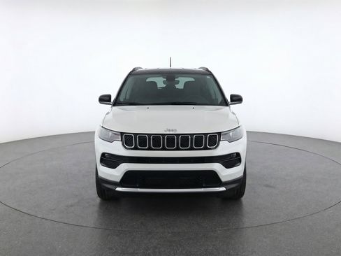 Used 2025 Jeep Compass Limited image 2