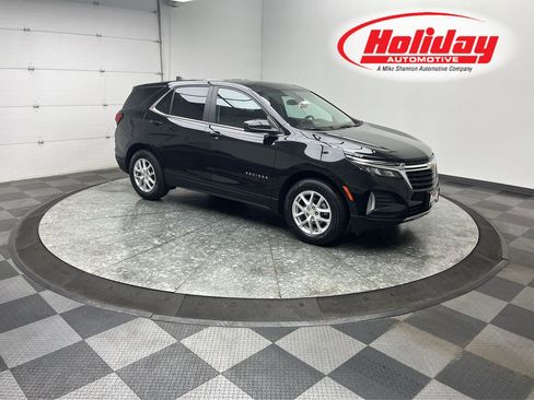 Certified 2023 Chevrolet Equinox LT image 1