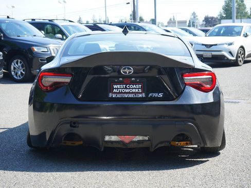 Used 2013 Scion FR-S RWD image 5