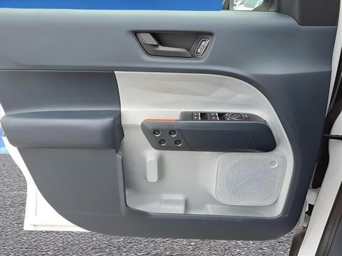 Used 2024 Ford Maverick XLT w/ Equipment Group 300A Standard image 13