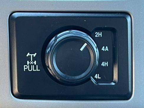 Certified 2018 Ford F150 Lariat w/ Equipment Group 502A Luxury AWD/4WD image 30