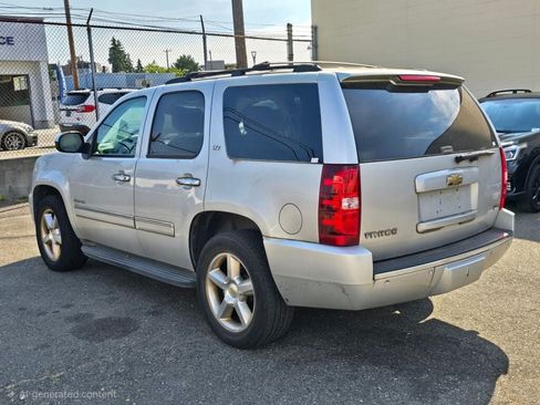 Used 2011 Chevrolet Tahoe LTZ AWD/4WD image 5