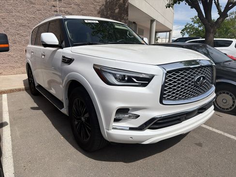 Used 2023 INFINITI QX80 Luxe w/ Cargo Package AWD/4WD image 3