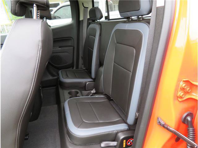 Used 2022 Chevrolet Colorado Z71 w/ Safety Package AWD/4WD image 6