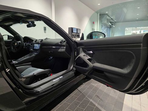 Used 2025 Porsche 718 Boxster Spyder RS image 12