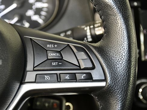 Used 2020 Nissan Rogue S w/ Special Edition Package image 22