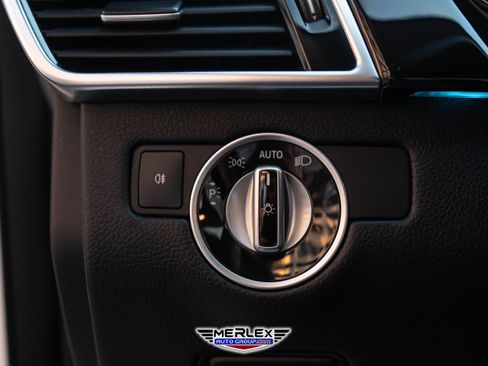 Used 2018 Mercedes-Benz GLE 43 AMG 4MATIC image 40