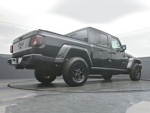 Used 2022 Jeep Gladiator Willys image 50