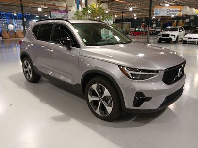 Used 2026 Volvo XC40 B5 Plus