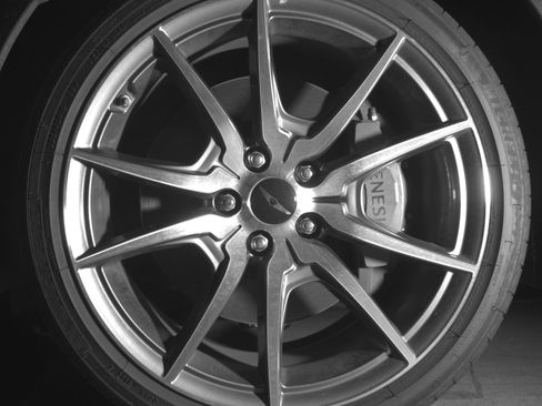 Used 2025 Genesis G70 2.5T image 12