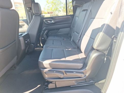 Certified 2024 Chevrolet Suburban Premier RWD image 21