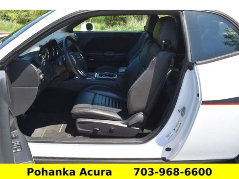 Used 2014 Dodge Challenger R/T Plus RWD image 25