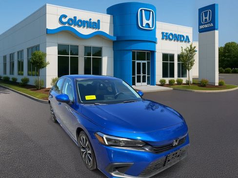 Used 2023 Honda Civic EX image 8