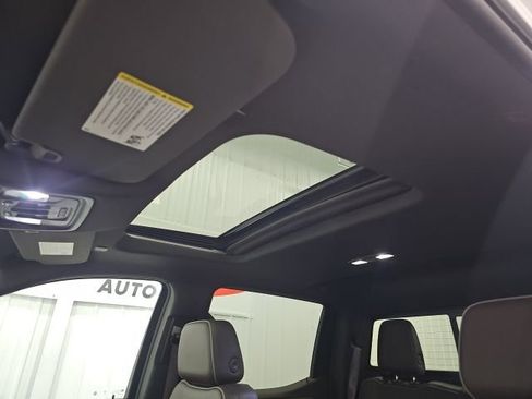 Used 2024 GMC Sierra 1500 Denali w/ Denali Reserve Package image 32