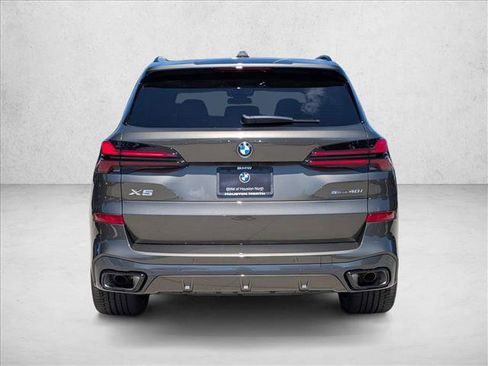 Used 2026 BMW X5 sDrive40i w/ M Sport Package RWD image 7