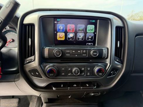 Used 2018 Chevrolet Silverado 1500 LT w/ All Star Edition AWD/4WD image 22