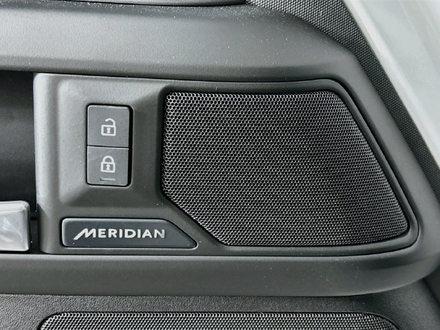 New 2026 Land Rover Defender 110 S AWD/4WD image 20