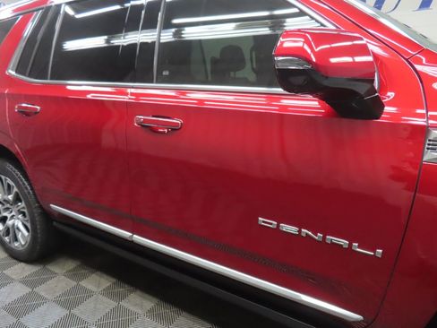 Used 2026 GMC Yukon Denali w/ Denali Reserve Package image 40