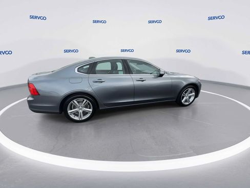 Used 2017 Volvo S90 T5 Momentum w/ Convenience Package FWD image 8