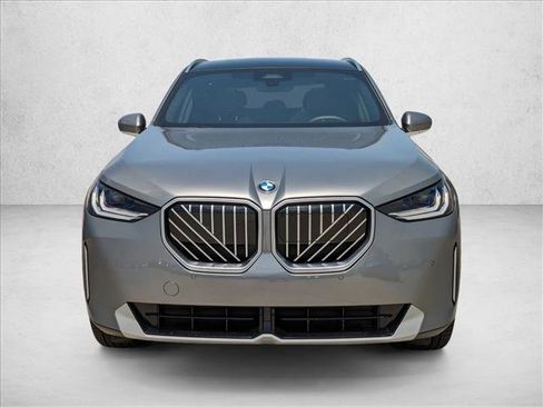 Used 2025 BMW X3 xDrive30i w/ Convenience Package image 6