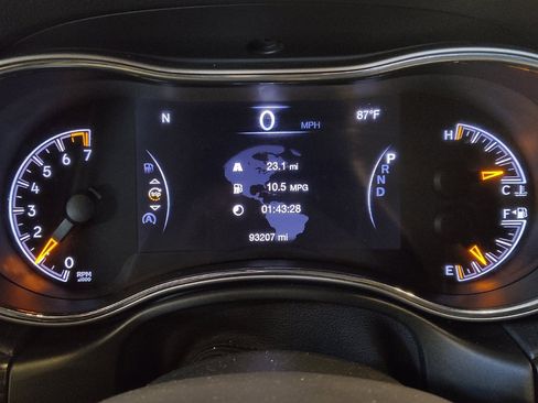 Used 2021 Jeep Grand Cherokee Laredo X RWD image 23