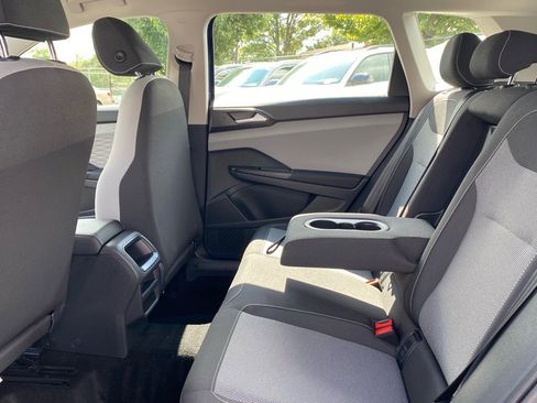 Certified 2023 Volkswagen Taos S image 20