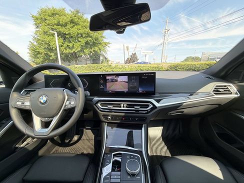 Used 2024 BMW 330i xDrive Sedan w/ Premium Package AWD/4WD image 18