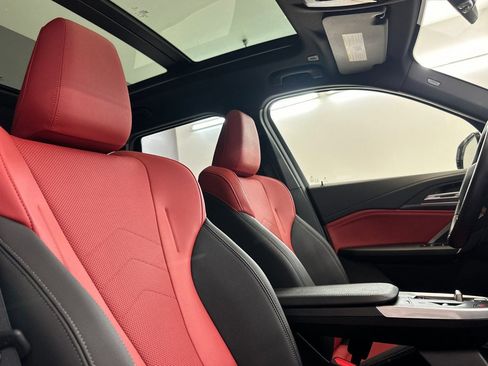 Used 2023 BMW X1 xDrive28i w/ M Sport Package image 31