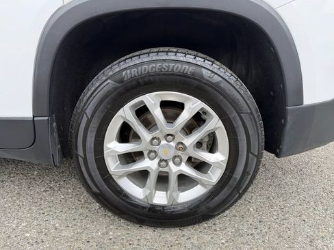 Used 2021 Chevrolet Traverse LT AWD/4WD image 24