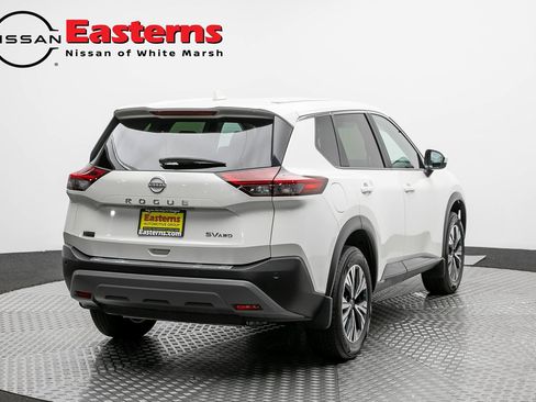 Used 2023 Nissan Rogue SV AWD/4WD image 5