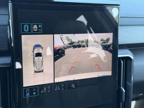 New 2026 GMC Acadia AT4 w/ Luxury Package AWD/4WD image 16