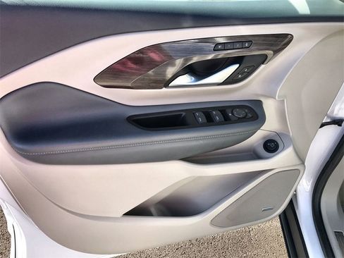 Used 2022 GMC Terrain Denali w/ LPO, Floor Liner Package image 13