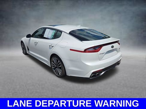 Used 2018 Kia Stinger Premium AWD/4WD image 7
