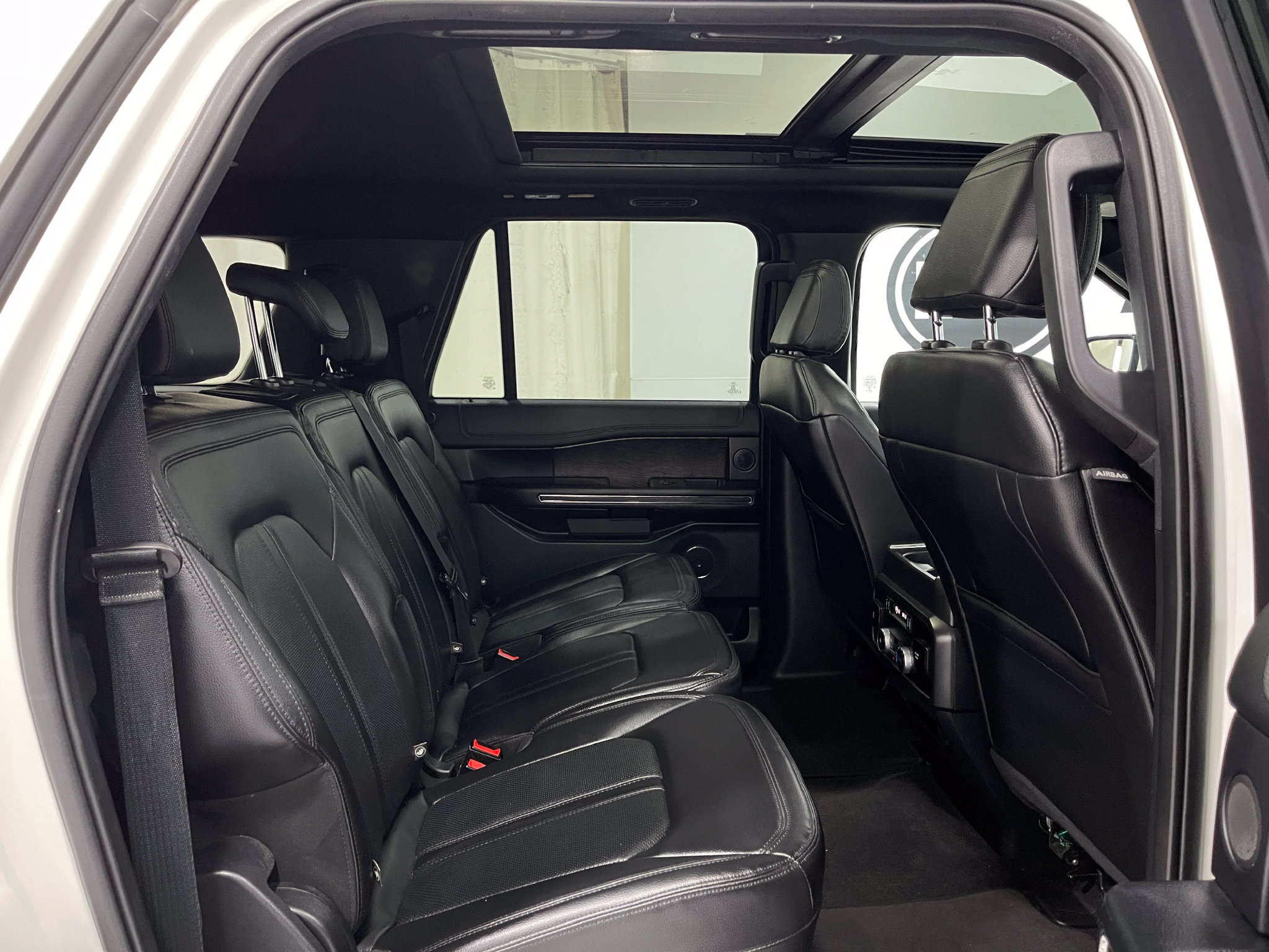 Used 2021 Ford Expedition Max Limited AWD/4WD image 33