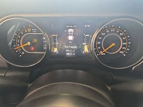 Used 2020 Jeep Gladiator Sport AWD/4WD image 17