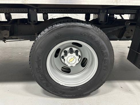 Used 2022 Chevrolet Express 3500 Work Van w/ Power Convenience Package image 47